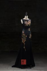 -藤薰定制中式嫁衣礼服旗袍店