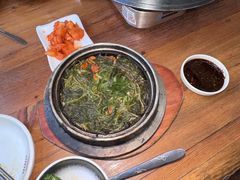 -百年石锅饭·朝鲜族传统民餐