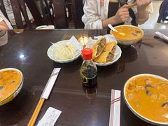-方中山胡辣汤(顺河路店)