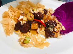 -泓历皇朝酒店(东亭店)