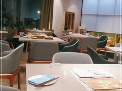 大堂-半山腰·云南菜(侨福芳草地店)
