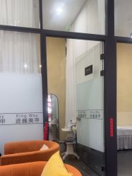 -进巍美甲美睫