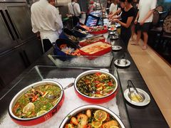 -圣丰索菲特·2 On 988 Café 自助餐厅