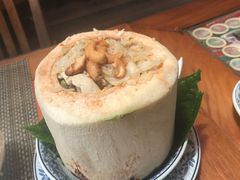 -卷心菜和避孕套餐厅(Pattaya)