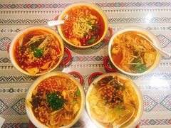 -丽丽三鲜螺蛳粉(田林路店)