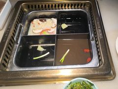 -巴渝瓦肆重庆鲜火锅(宝龙环湖店)