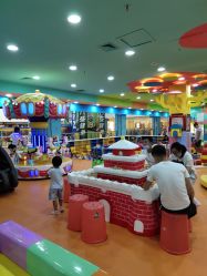 -宝贝渡口儿童游乐园(华南安盛店)