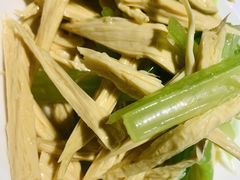腐竹芹菜-吴满满油泼面(北方风味园店)