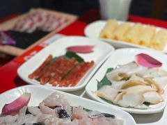 -欠火锅·水牛毛肚·团建聚餐·生日宴(何山路店)