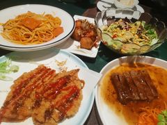 -孔雀裡融合餐厅
