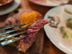-羽深肉铺 Steak & Wine