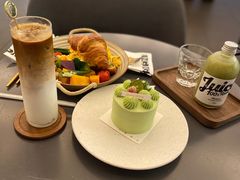 -玲婧胡同·生日蛋糕·餐厅(嘉里城店)