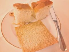 餐前面包-COVA 餅店及餐廳(太古广场店)