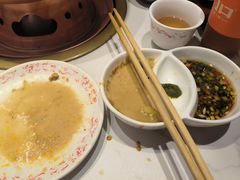 传统灵魂芝麻酱·配料超超超丰富-东门口·新式老北京火锅(河西龙湖天街店)