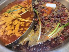 -沸炉重庆老火锅(军事博物馆店)