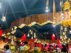 -老滇山寨•云南特色菜•地方菜•民族风情歌舞表演(金碧店)