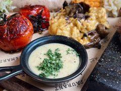 -Mark&Mars Restaurant
