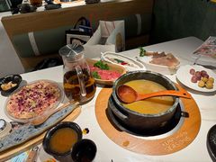 -芸山季·云南山珍菌火锅(南翔印象城MEGA店)