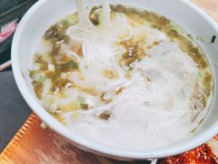 -全家福米线