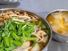 -正宗杨记普洱酸醋米线(总店)