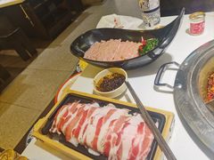 -老房老舍重庆火锅(假日城市店)