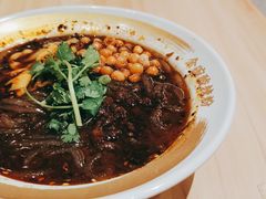 -遇见小面(东方宝泰店)