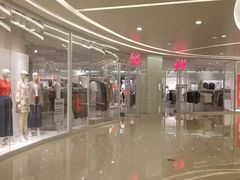 -H&M(华润万象城店)