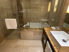 -上海银星皇冠假日酒店