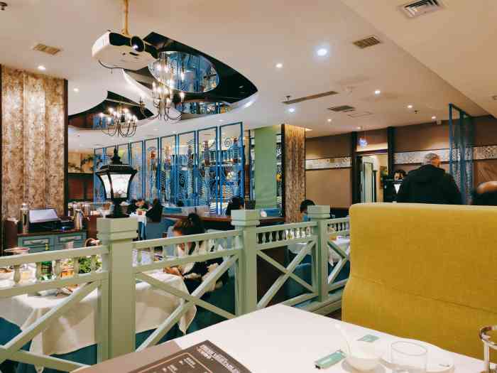 这是我们第n次来天顺源火锅店了还是一如既往的好这次我们是中午去的