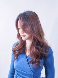 -PE SALON