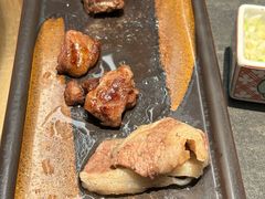 -铭牛烧肉·和牛海鲜自助(高新月牙湖店)