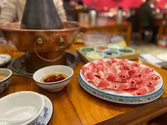 特色经典羔羊肉-乐宴·老北京铜火锅(桂庙店)