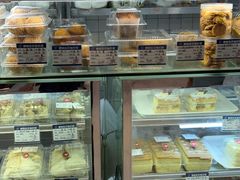 -白玉兰食品甜凤店(合生汇店)