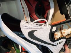 -NIKE上海青浦优选体验店