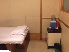 -嘉年华会水疗会(大剧院站E出口店)
