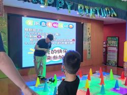 -欧酷世界动力星球(王府井奥莱UP TOWN店)