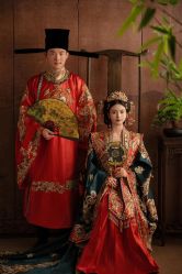 -雪中彩影婚纱摄影·微光艺术中心