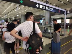 -南昌西站(地铁站)