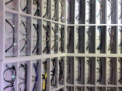 -潘多拉眼镜·蔡司依视路明月(潘家园店)