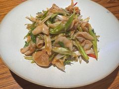 -金太阳海鲜烧烤·本地人餐厅(星海公园店)