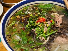 -云阿蛮云南生烫牛肉米线(奉贤路店)