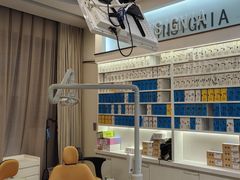 -维乐口腔(美维云门诊陆家嘴店)