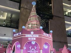 -梅龙镇广场