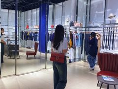 -首创奥特莱斯(西安店)