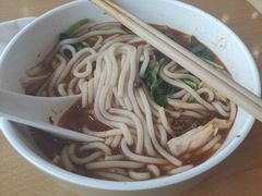 -三千粉牛肉米粉(来客茂店)