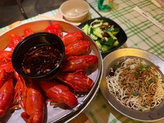 -巴厘龙虾·榜首油焖大虾(音乐学院·沿江酒馆店)