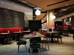 大堂-必胜客(新中纬店)