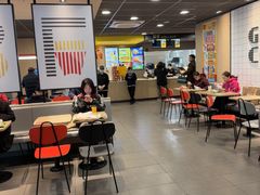 -麦当劳(轻轨曹杨路店)