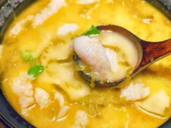 -九锅一堂酸菜鱼(学府凯德店)