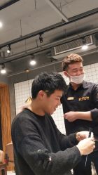 -PE SALON